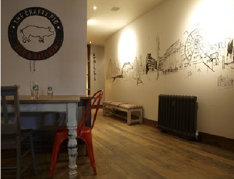  石泉教你判断手绘墙质量的好坏。